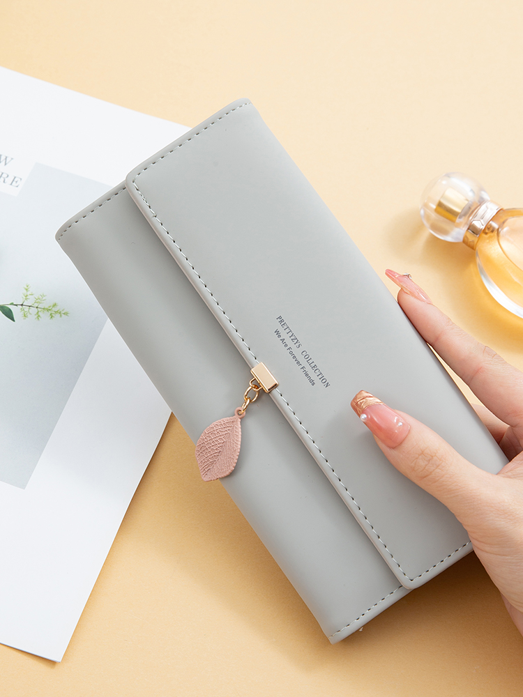 spring and summer women's PU leather Japanese and South Korea small fresh leaf pendant three fold bag large capa