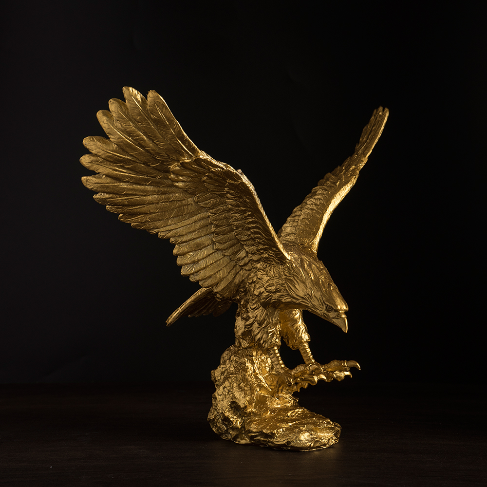 Estatua de águila dorada de resina americana de NORTHEUINS, colección de modelos artísticos de animales, adorno para el hogar, oficina, escritorio, figuritas de decoración Feng Shui