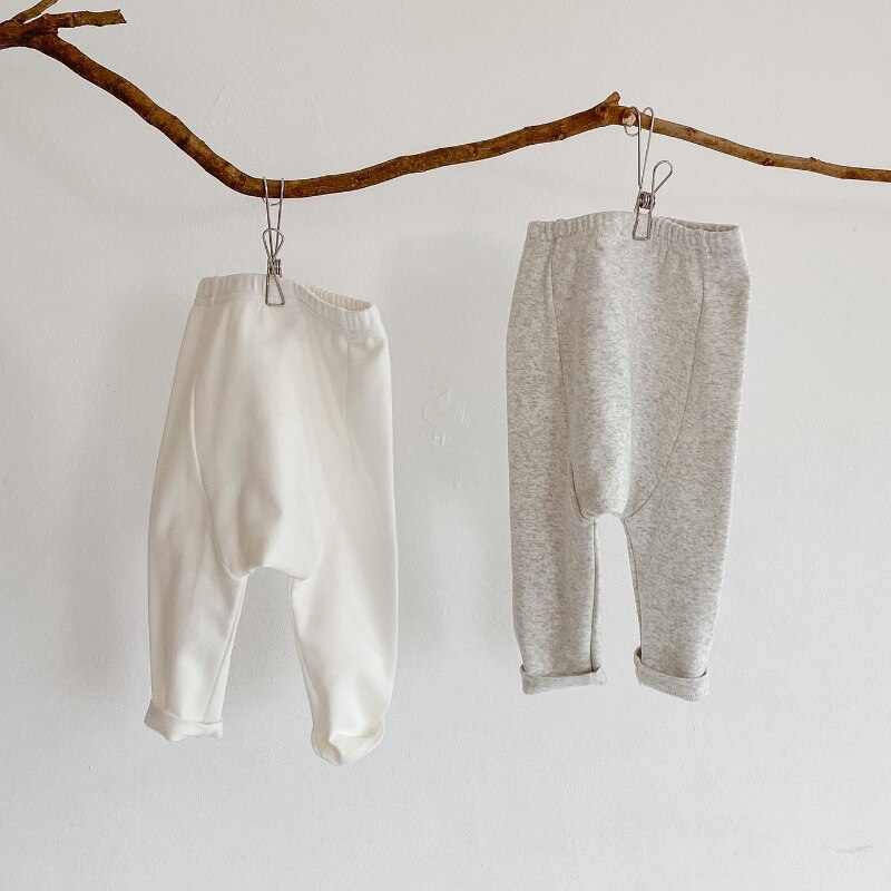 Pantaloni per bambini in morbido pizzo lavorato a maglia per ragazzo collant Leggings per ragazze pantaloni autunno Leggings per bambini Leggings a coste in cotone pettinato per bambina