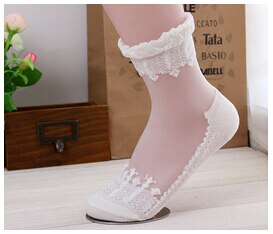HENGSONG 1Pair Women sport socks Lace Ruffle Ankle Sock Soft Sheer Cotton Mesh Knit Ankle Socks Female Fitness gym yoga socks: white