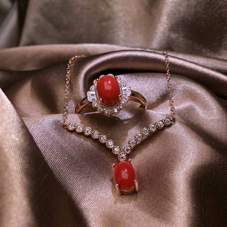 MeiBaPJ Naturale Del Corallo Rosso Insieme Dei Monili Del Fiore 925 Anello in Argento Puro Pendente Della Collana 2 Vestiti Multa Monili di Cerimonia Nuziale per Le Donne