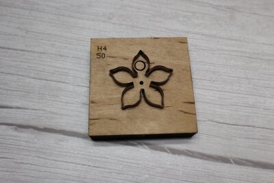 Japan Stahl Klinge Stahl Regel Stirbt schneiden für Leder Stichworte Geprägte Etikett Fünf Blütenblatt Blume Für Kleid Frauen Tasche Hand schlagen Werkzeug: Blütenblatt 50mm