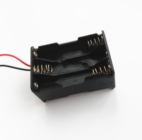 5 stück 6 x 1.5v -batteriehalter, kunststoffgehäuse, aufbewahrungs- und schutzbox, schwarz, mit kabelanschluss für 6 aaa-batterien