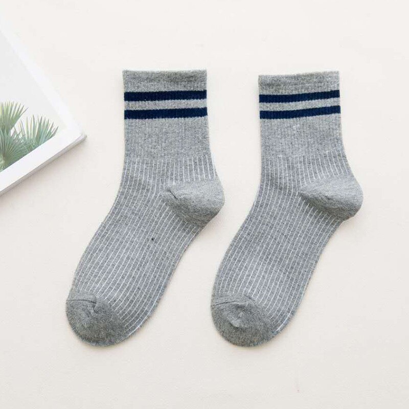 Vrouwen Meisjes Casual Gestreepte Snoep Kleuren Katoen Comfortabele Harajuku Korte Sokken Mode Grappige Sokken 1 Paar: Grijs