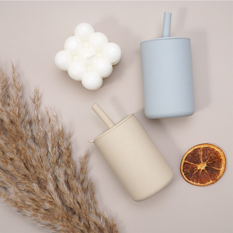 Juego de comida de entrenamiento para niños, cuenco de alimentación para bebé, plato de succión vajilla de silicona de grado alimenticio, taza de paja, artículos para bebé, 4 Uds.