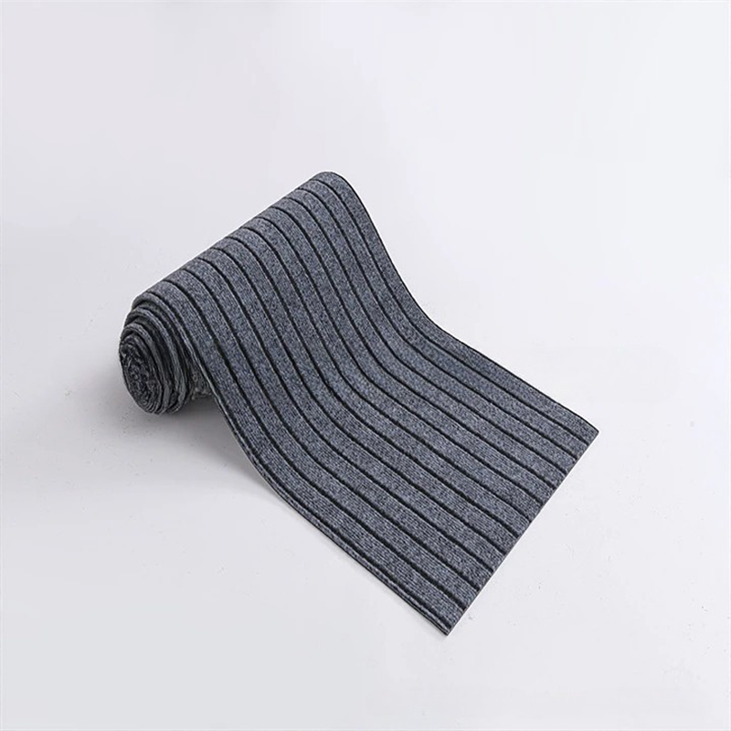 Tapis auto-adhésif antidérapant absorbant, tapis de sol en PVC réutilisable et amovible, autocollant de sol pour bureau, maison, hôtel, escalier, DIY bricolage: 1000 millimètres x 1000 millimètres / Black