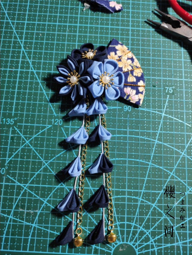 Épingle à cheveux japonaise Sakura, pince à cheveux, Tsumami zaiku pour Kimono Yukata Geisha, longues Barrettes à pompon, accessoires pour cheveux faits à la main, Cosplay: Blue