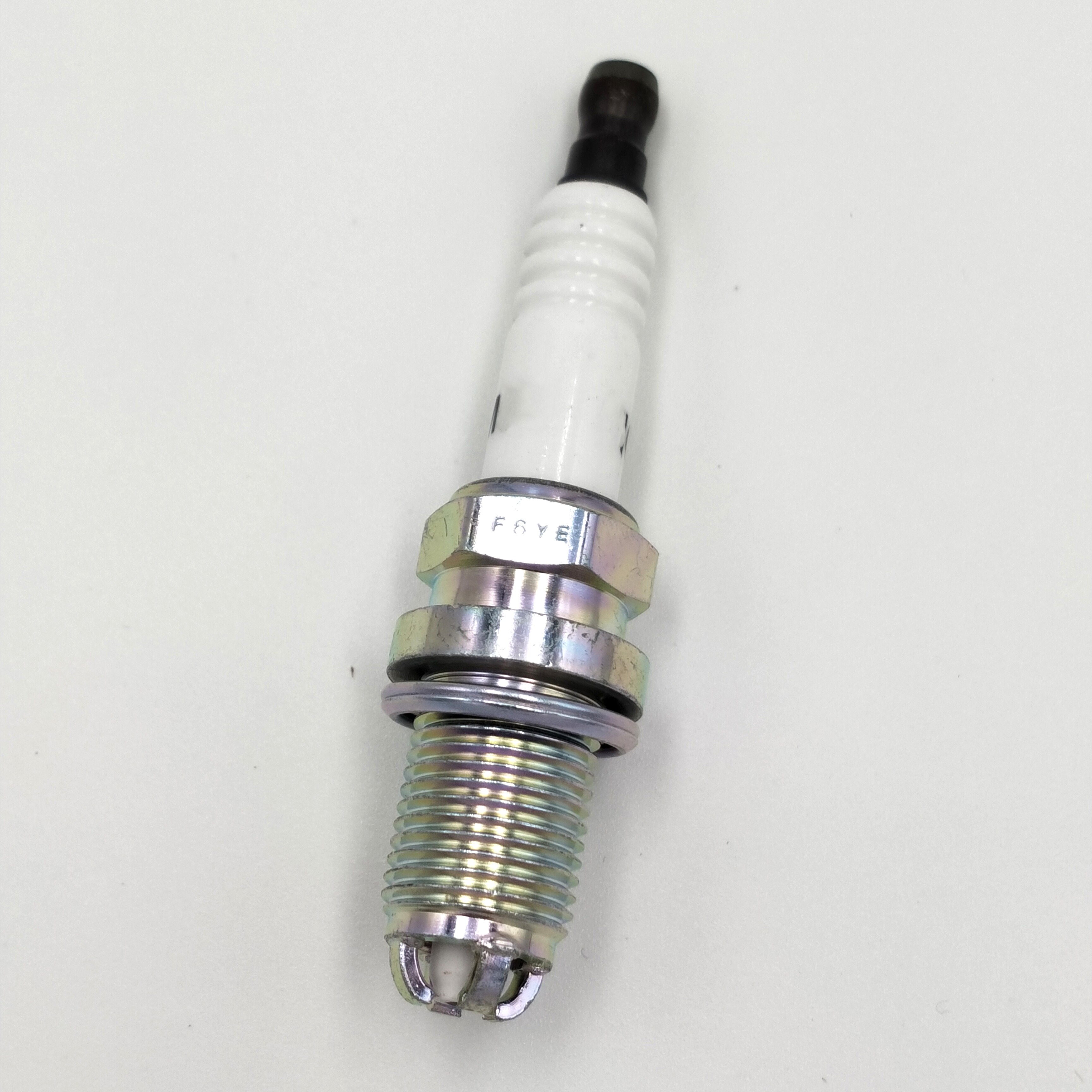 12120037607 BKR6EQUP Spark Plug For BMW M54 M62 E38 E65 E34 E36 E39 E46