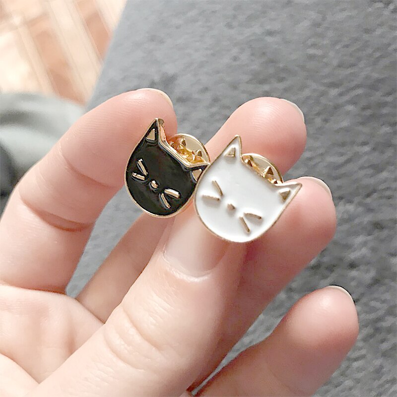 2 stuks Set Cartoon Zwart Wit Leuke Kat Dier Emaille Broche Pin Badge T-shirt Decoratieve Sieraden Broches Voor Vrouwen kid