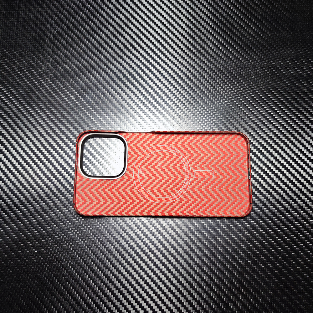 Coque Magnétique en Fibre d'Aramide Magsafe pour iPhone, Étui observateur de Luxe en Carbone de Styliste pour Modèles 15/14 pro 15/14: ABS / Or