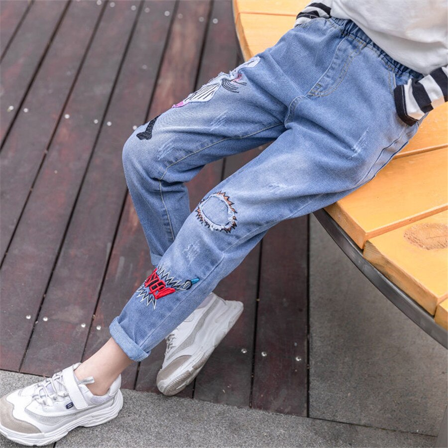 Filles jean pantalon enfants mignon dessin animé fleurs modèle denim jean printemps enfants décontracté bébé pantalons