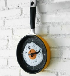 Neue freundlicher Wanduhr Kreative Omelett Pfanne Küche gebraten Ei Mini freundlicher Wanduhren Küche Uhr 3 Farben: Orange