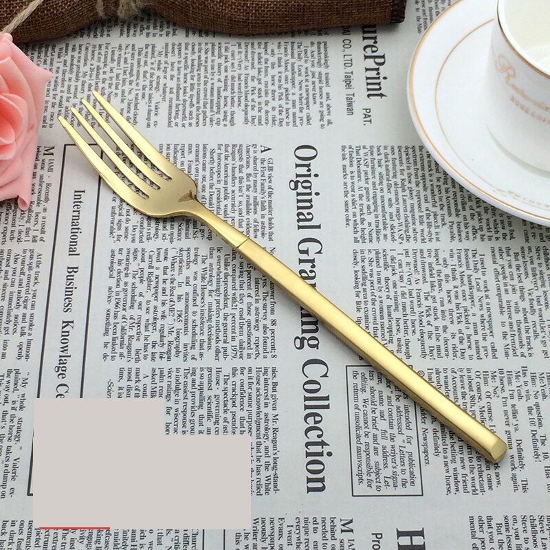 Spejl guld stål bestik sæt spisestel gaffel ske kniv sæt western restaurant rustfrit stål bordservice ske og gaffel sæt: Gaffel