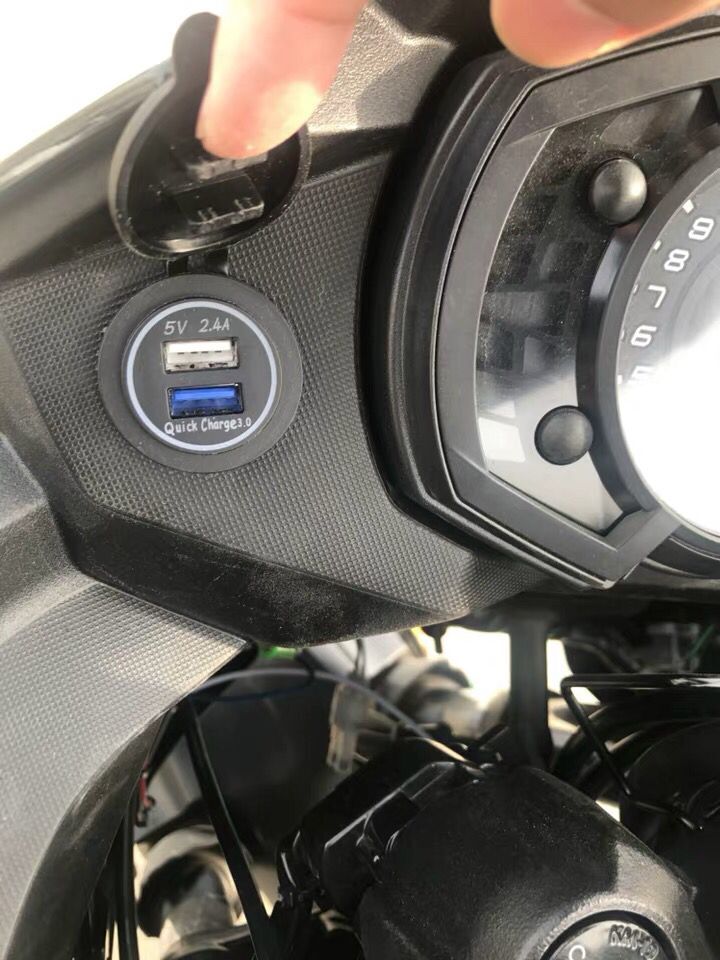Motorsykkel usb sykkellader til kawasaki versys 650/1000/ x300/ x650/ ninja 400/ ninja 650 med relé /12v 22a