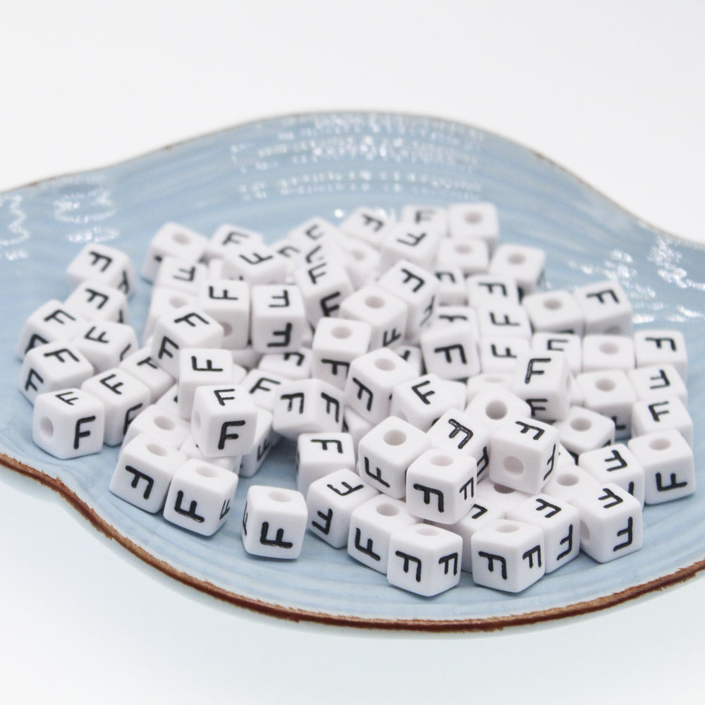 CHONGAI 550 Uds cubo acrílico cuentas con letras un solo alfabeto A-Z pulsera cuadrada blanca fabricación de joyas cuentas 10*10mm