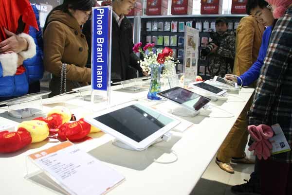 Acrylic Mobile Phone Brand Name Leader Holder Cell Phone Adverting Paper Stand for exhibition Store display Open show case