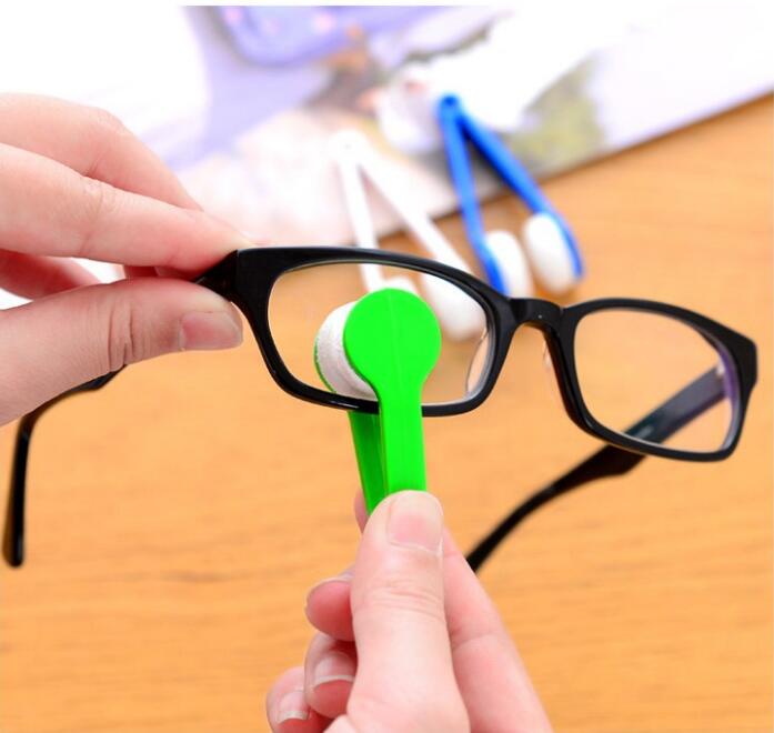 1Pcs Draagbare Multifunctionele Bril Schoonmaken Wrijven Twee-Side Bril Borstel Microfiber Brillen Cleaner Bril Cleaning Tools