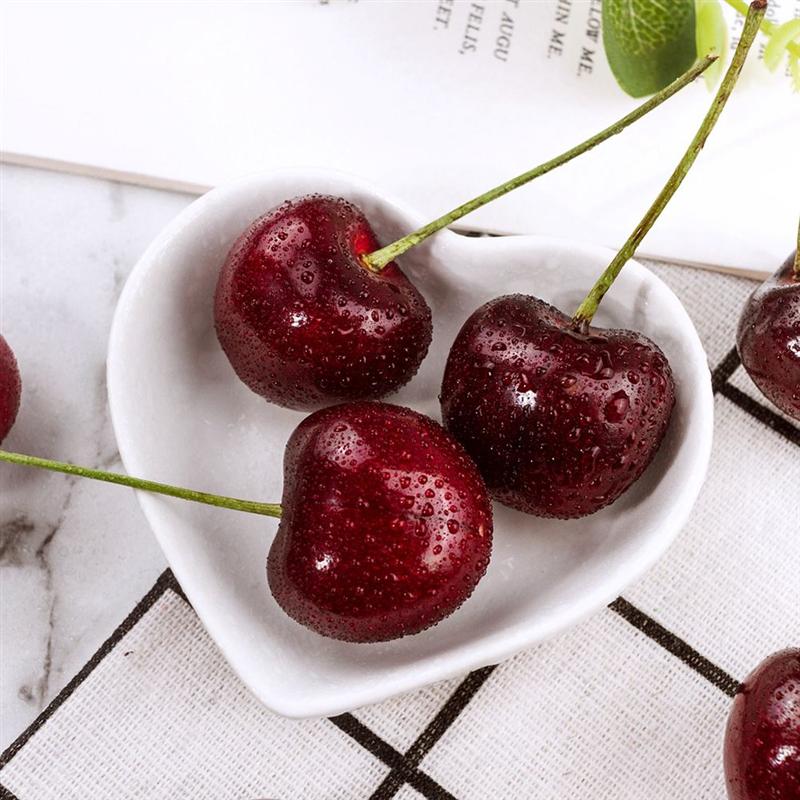 2pcs/4pcs Ceramic Relish Plate Heart Shaped Seasoning Dish Snack Plate Mini Food Dipping Bowls Appetizer Plates