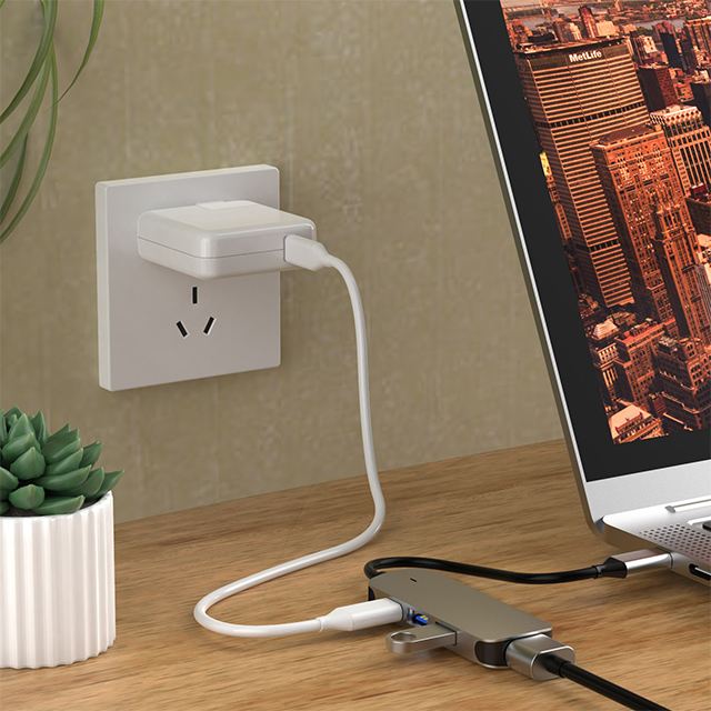 Bakeey 4 in 1 USB-C Adapter Kabel zu USB 3,0 A und Typ C Weibliche Hub Dock Bahnhof für Tablette telefon für iPhone 12