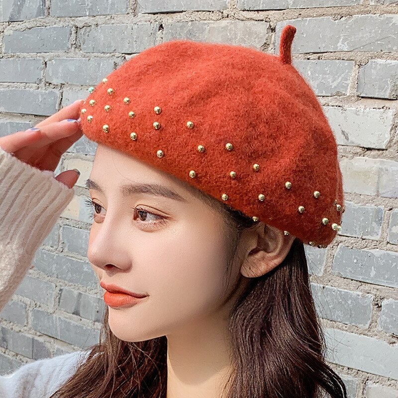 Femmes bérets métal clou perceuse laine couleur unie chapeaux femme Bonnet casquettes dames automne hiver marche chapeau Casquette: Rust Red