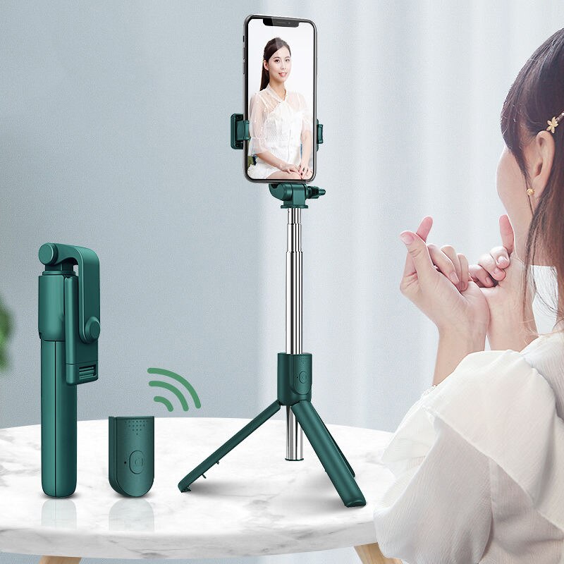 Wireless bluetooth selfie stick foldable mini tripod with fill light shutter remote control for IOS Android Smart phone: R1-Green