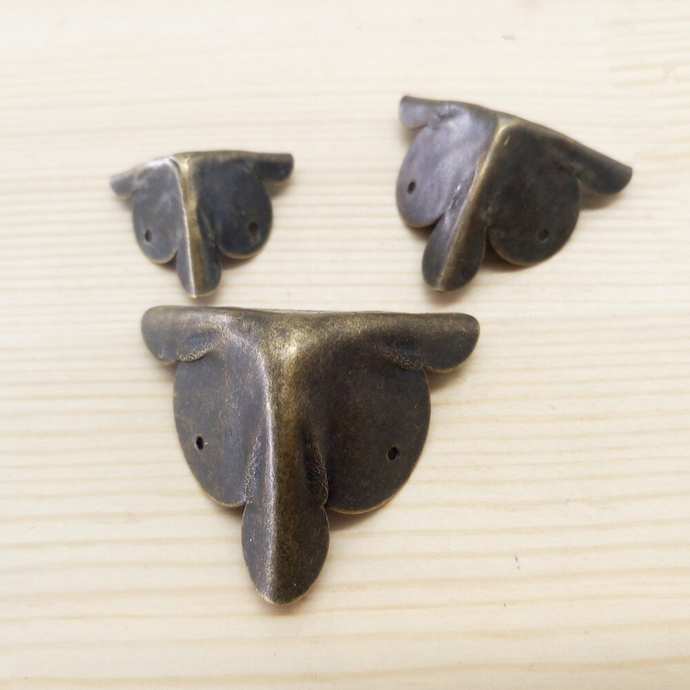 8pcs/lot Square corner antique wooden box corner package right angle iron angle decorative accessories