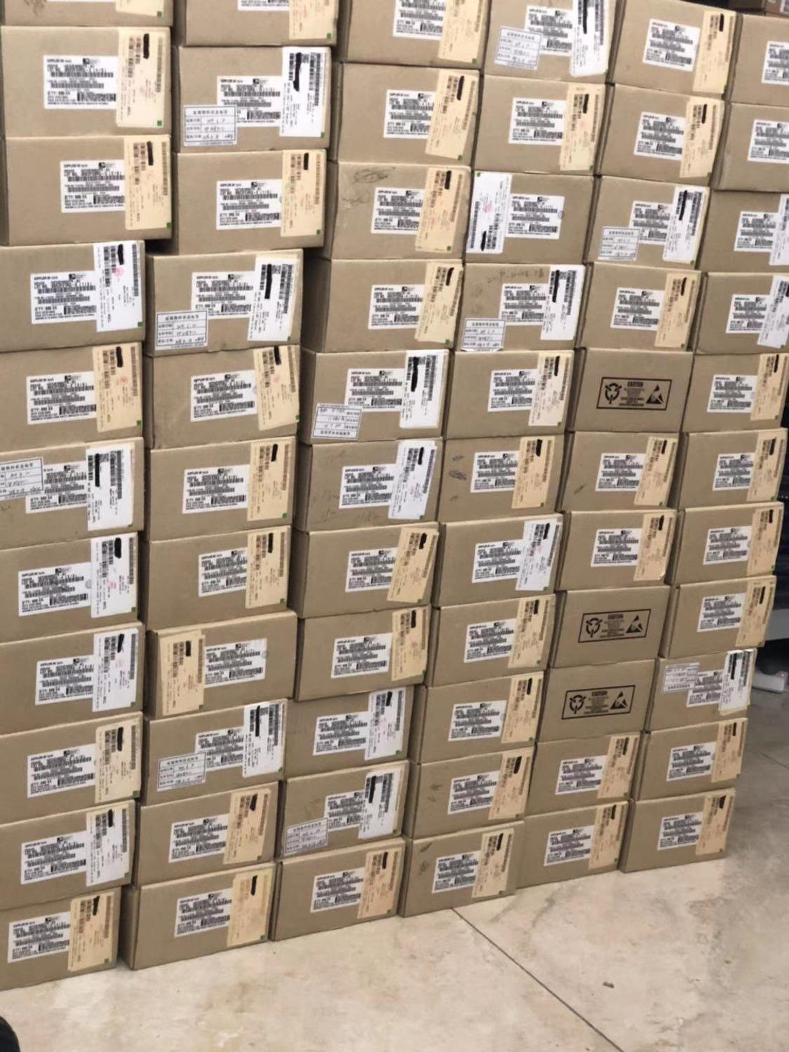100% LMK04828BISQE/Nopb WQFN-64