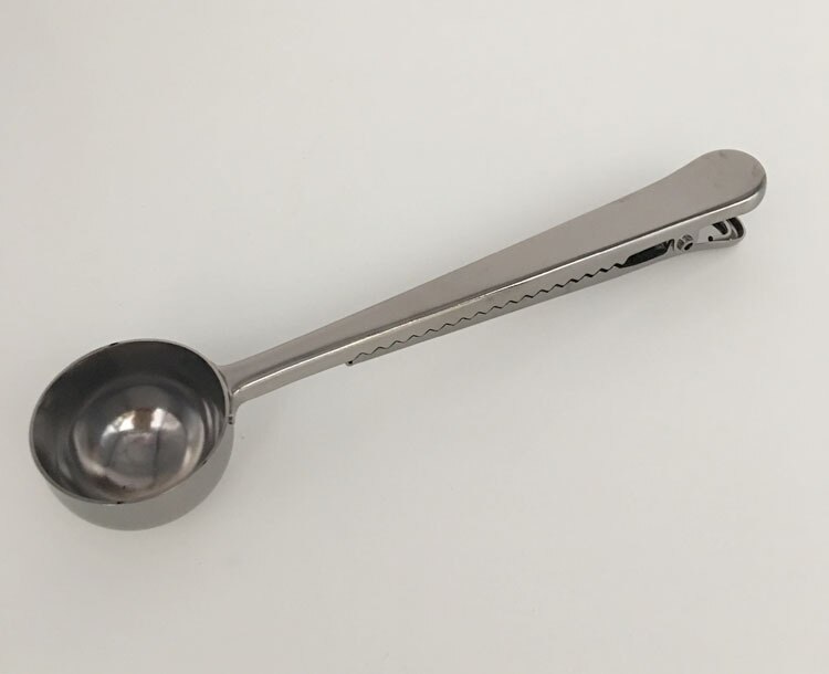 1pc roestvrijstalen multifunctionele voedsellepels, melk, thee, gemalen koffie, schepjes met zakjesklem, afsluitpoeder, drinkgerei, gereedschap
