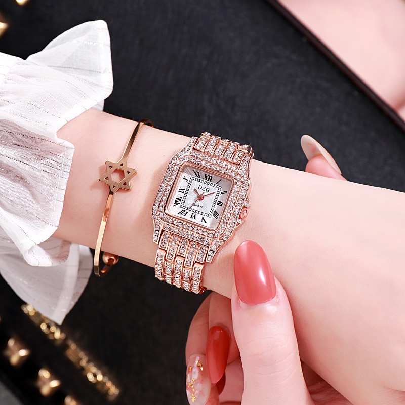 Fyrkantigt armbandsur vatten diamant damklocka studentklocka högkvalitativ legering quatz klocka