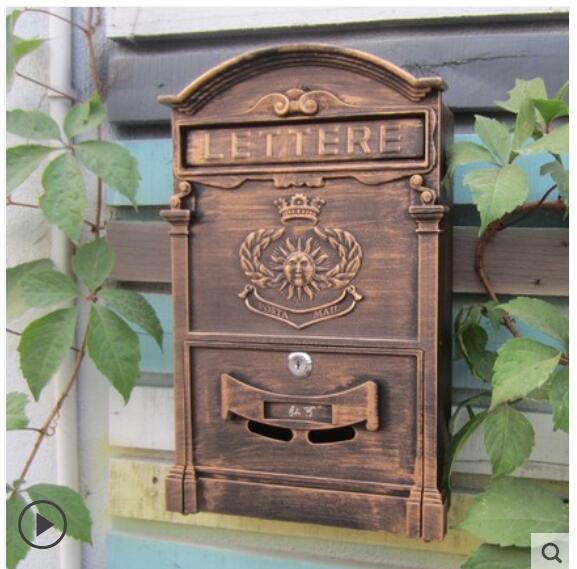 Lockable Secure Mail Letter Post Box Vintage Metal Mail Box Garden Ornament Retro wall-mounted Mailbox CW238: 12