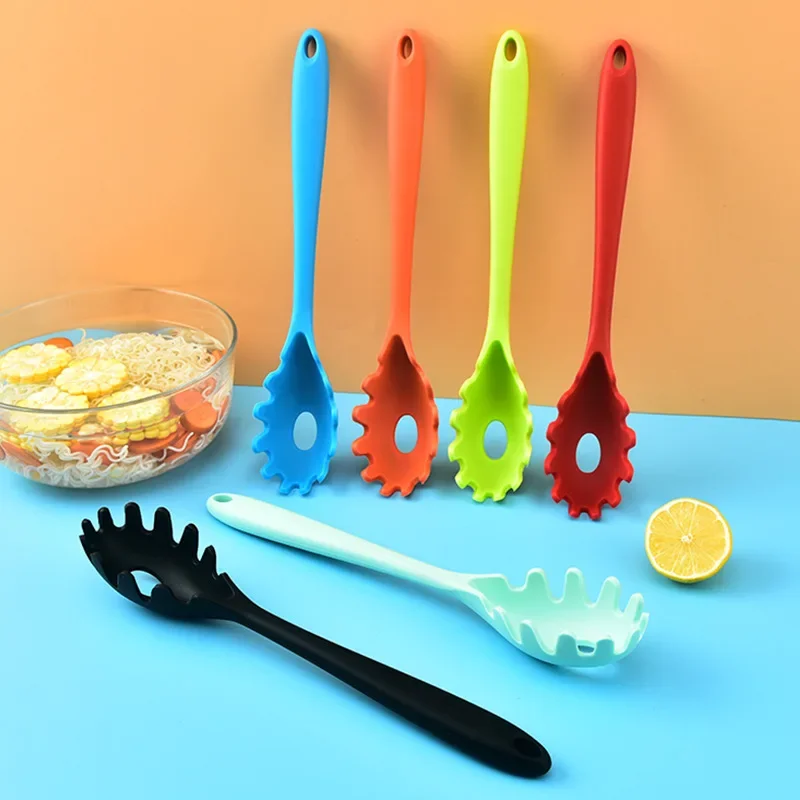 1 stk silikon pasta nudelskje pastaskje dørslag nudler spaghetti gaffel øse spor skje nylon avløpssil kjøkkenutstyr