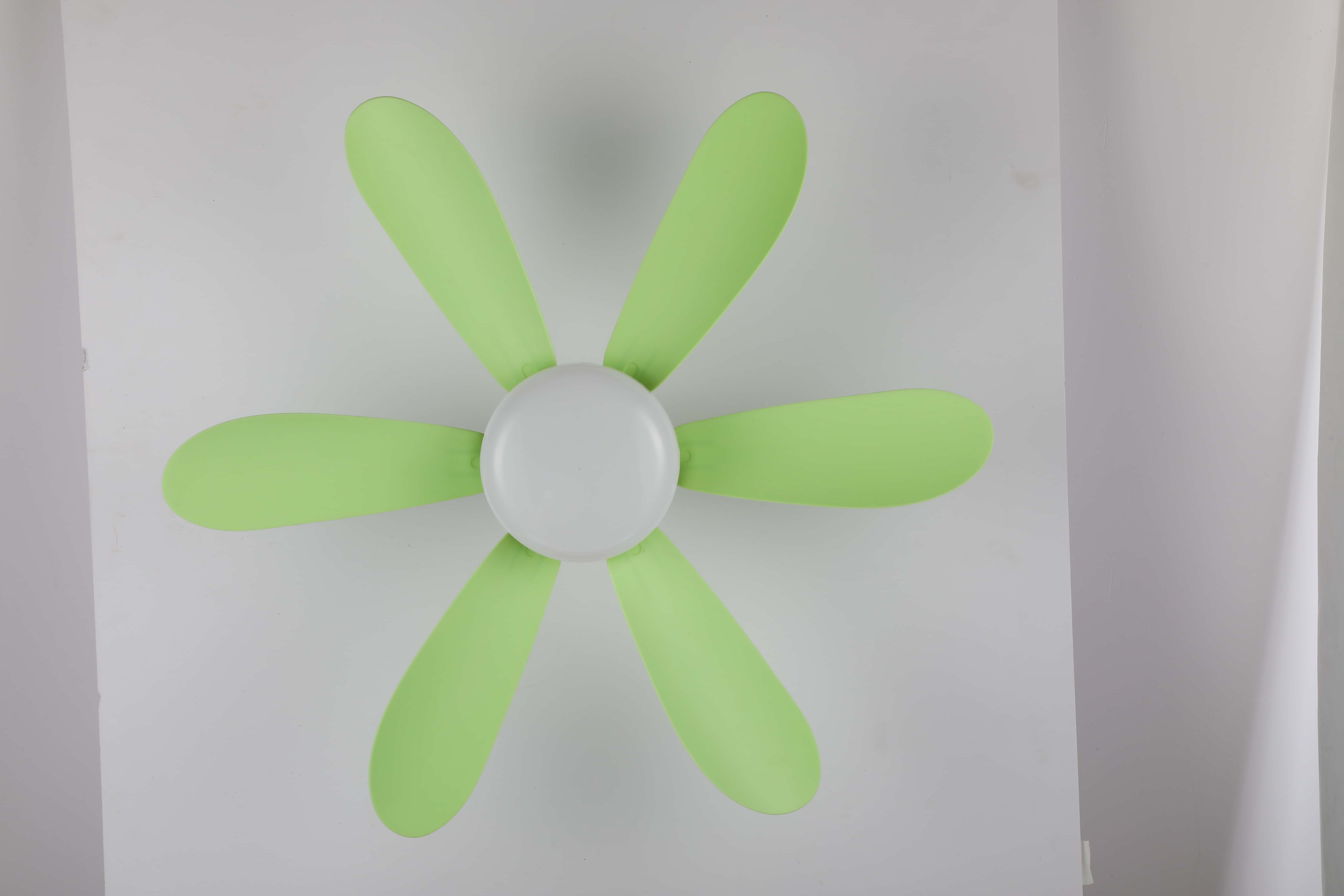 Ventiladores de techo Luz E27 LED 40W con función de atenuación remota Luz de ventilador de techo para dormitorio Garaje Estudio Cocina y uso doméstico: Verde