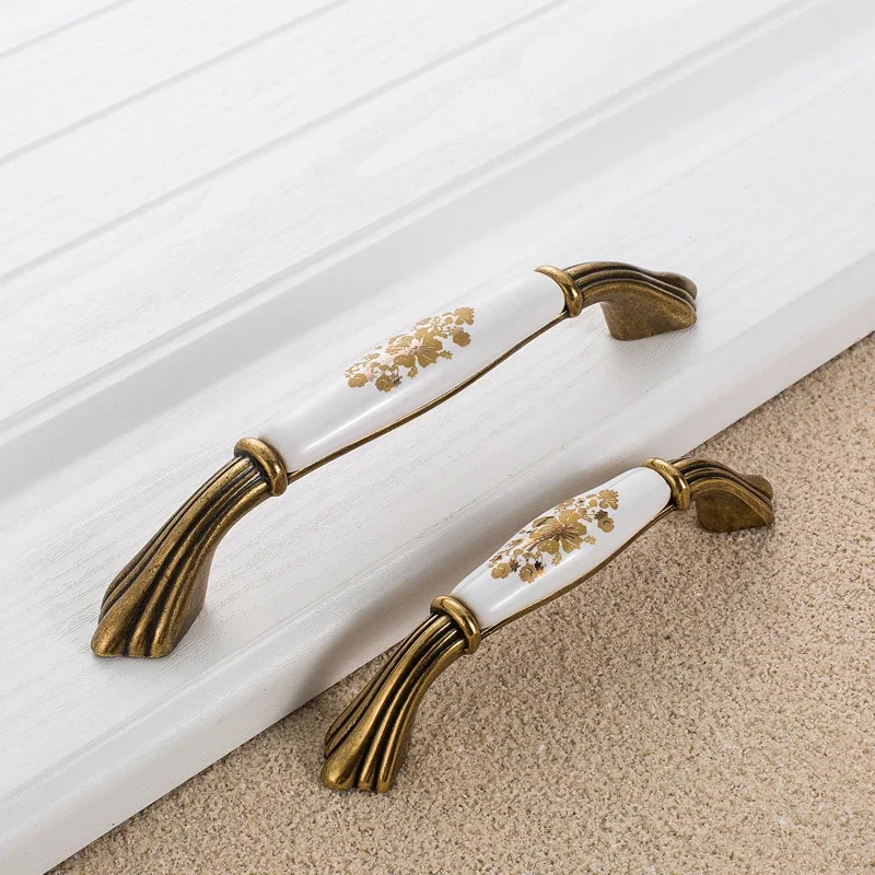 European Gold Flower Ceramic Handle Modern Simple ... – Vicedeal