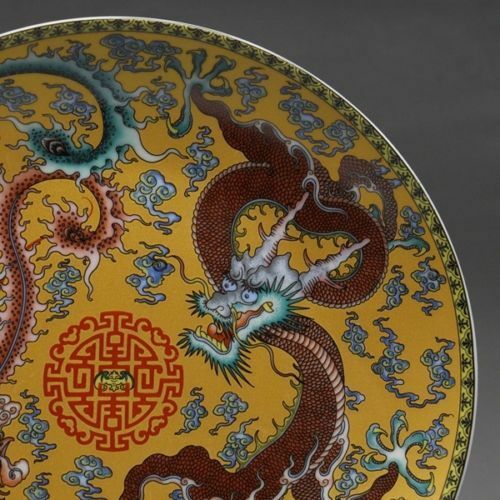 8"Chinese Rose Porcelain painted Dragon and phoenix Plate Qianlong Mark