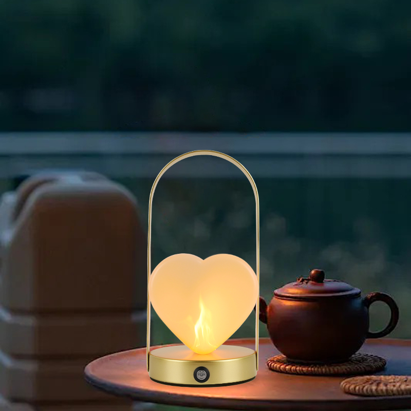 Lampe portative à flamme rechargeable. Convient pour les bars à manger, le camping, la tente extérieure, le salon, la pièce.