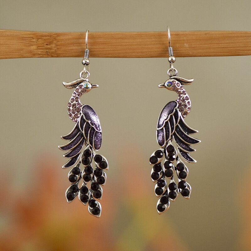 Niebieski Rhinestone etniczne kolczyki paw indyjska biżuteria w stylu Vintage srebrny kolor kryształu dynda wiszące kolczyki dla kobiet Pendientes: Purple