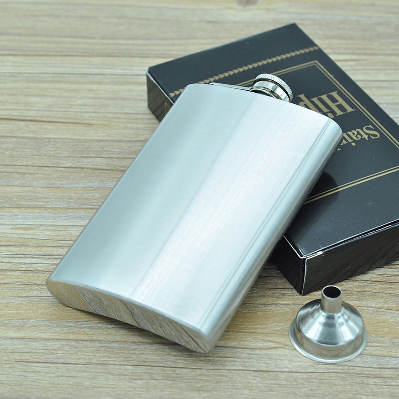Drinkware, Hip Flasks.
10 oz stainless steel hip flask.
Men's business