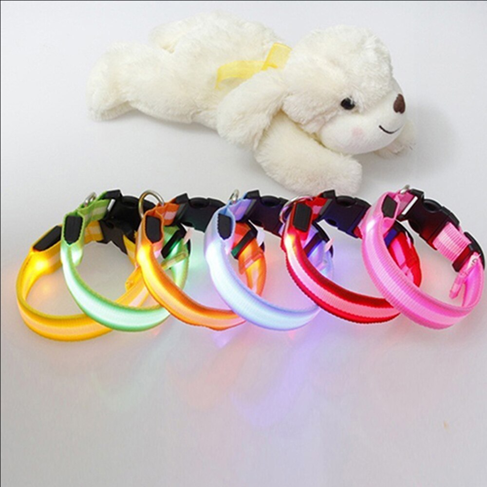 Led Veiligheid Halsband + 2 Batterijen Oplichten Huisdier Kraag Verstelbare Nylon Knippert Lichtgevende Ketting Puppy Anti-Verloren levert