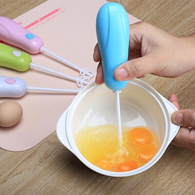 Bærbar elektrisk juicer blender mini frukt mixers juicer frukt extractors mat milkshake multifunksjon juice maker maskin: 2 stk tilfeldig levering