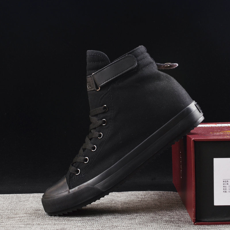 High top sneakers dam skor platta kvinnor fritidsskor coola dam sneakers svarta vita sneakers plus size 42 a797