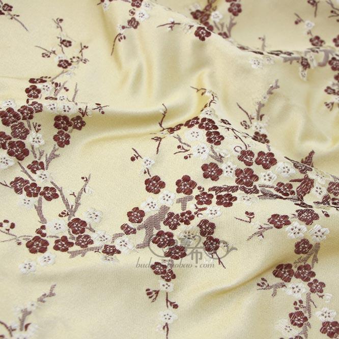 Blomme blomstre 1/2 meter kinesisk stil brokade jacquard satin stof til cheongsam kimono og taske patchwork håndarbejde: Gul