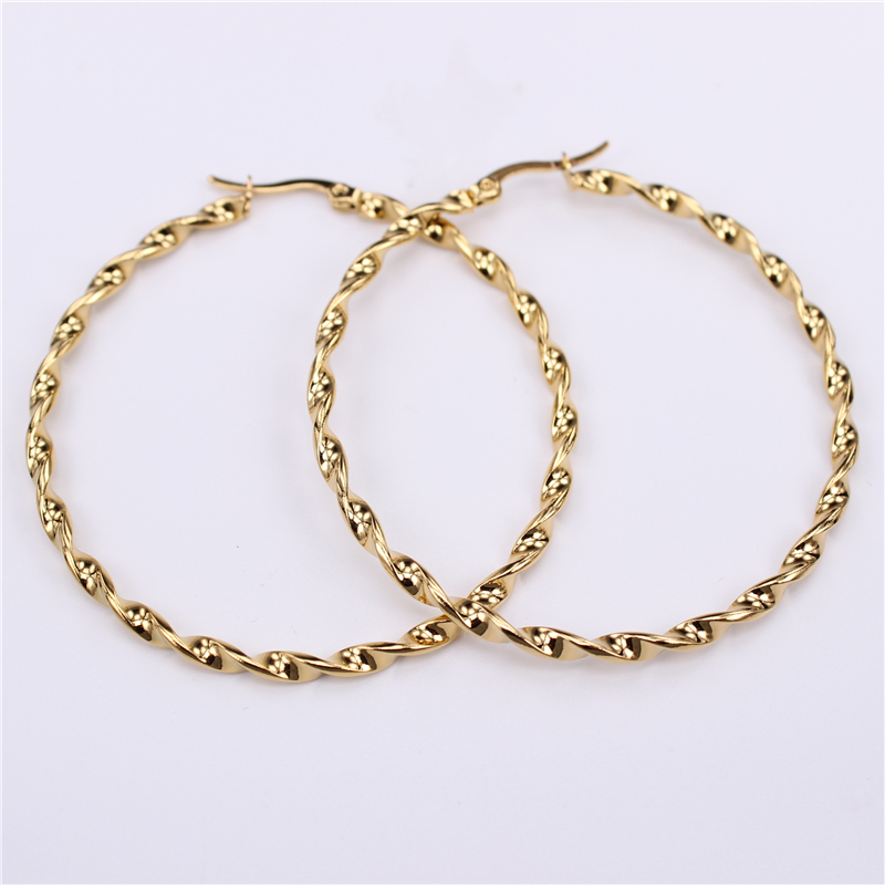 Big Exaggerated beautiful girl Hoop earrings Safe without fading summer winter female jewelry LH918: diameter 50mm