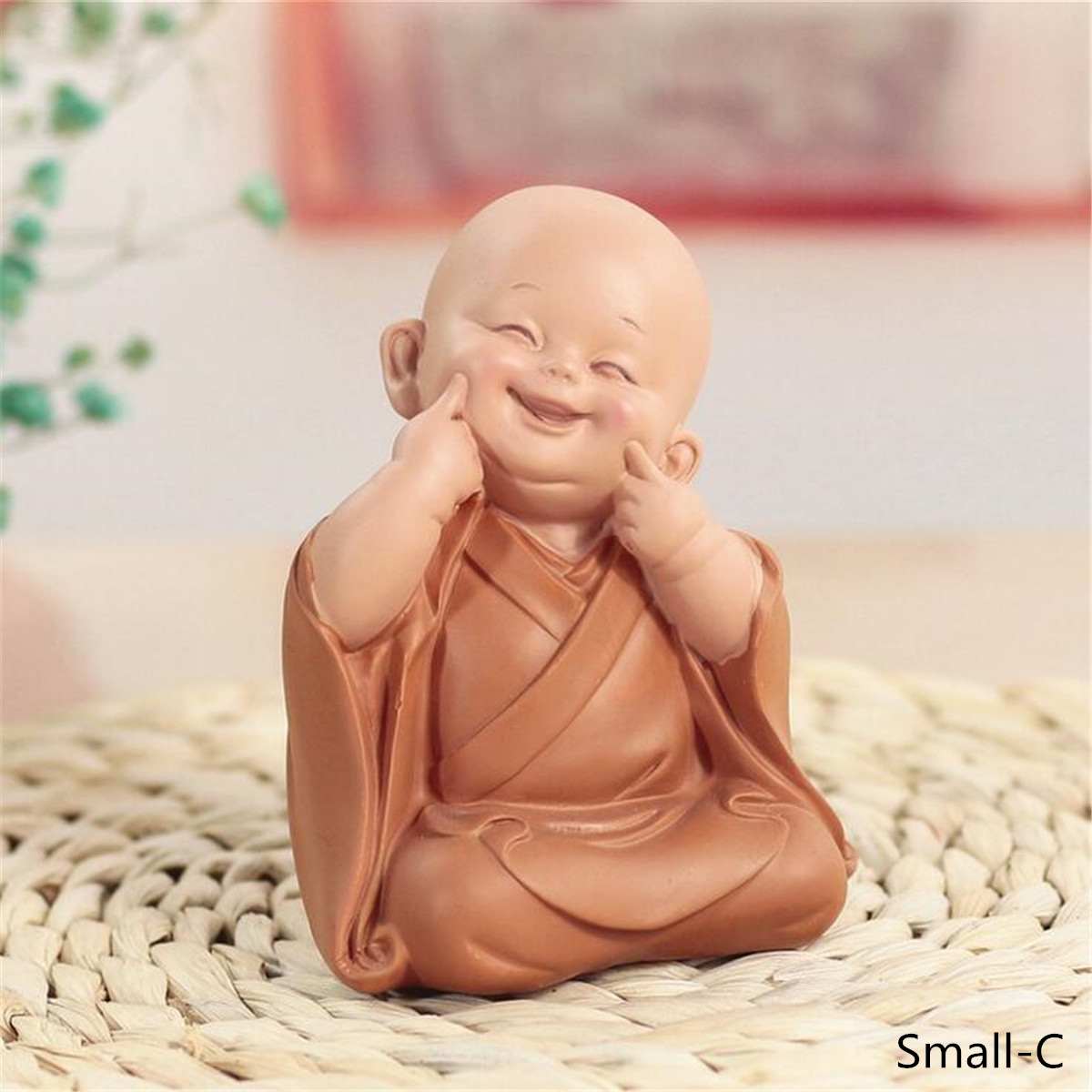 Liten munkskulptur kinesisk stil harts handskuren buddha staty heminredning tillbehör staty liten buddha staty: Sittfinger