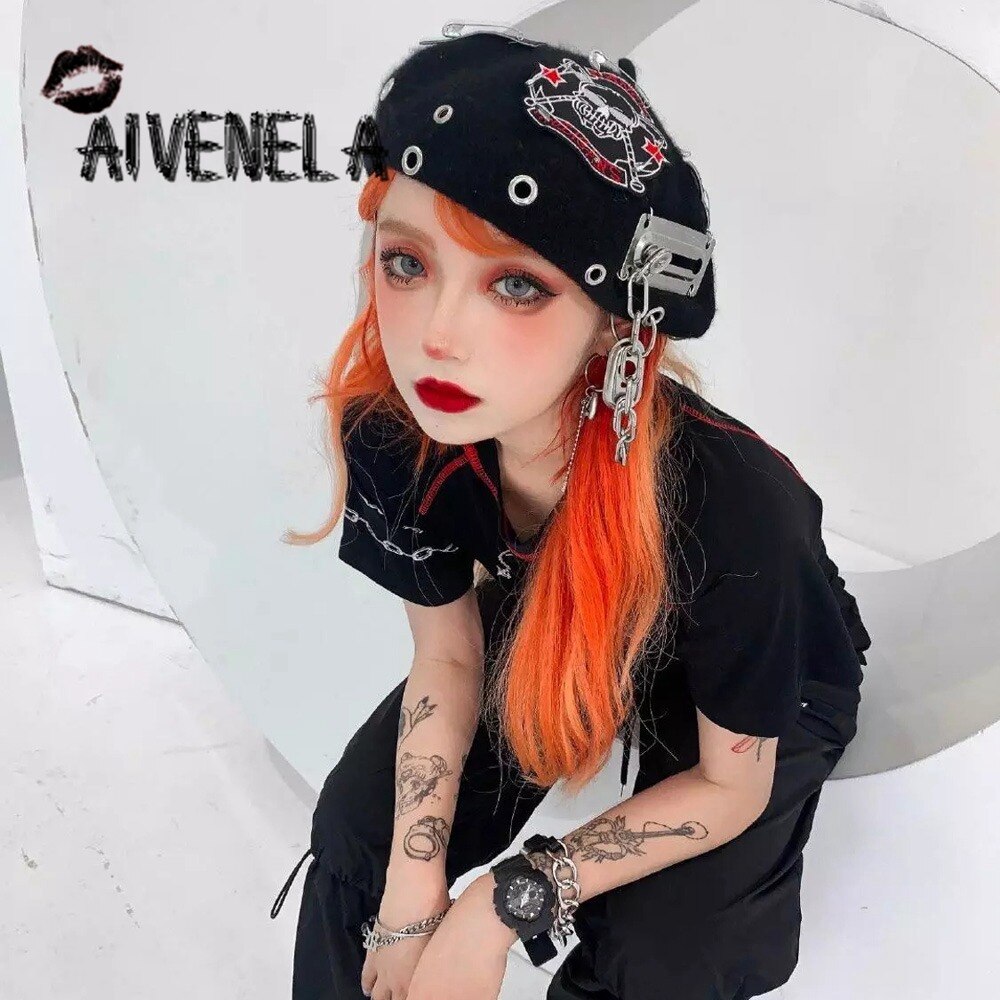 Harajuku Japanse Black Rock Gothic Punk Meisje Baretten Hoed Vrouw Casual Caps Keten Klinknagel Hoeden AFC898