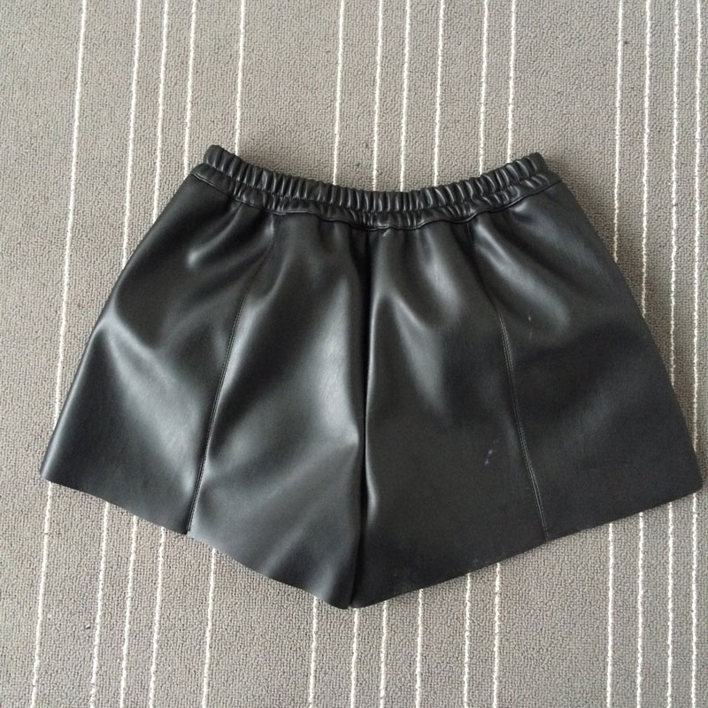 Bivigaos efterår vinter sort læder korte bukser pu læder elastiske talje shorts kvindelige løse casual shorts til kvinder