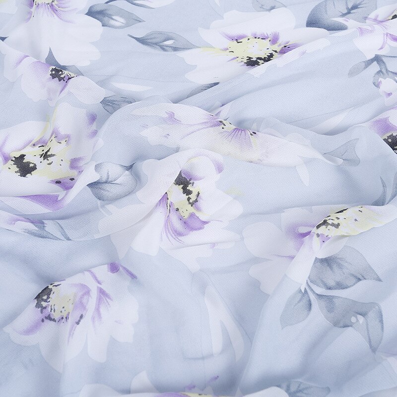 Blødblå blomsterprintet chiffon tylstof til kjole skjorte i meter, grå og hvid chiffon tyl stof