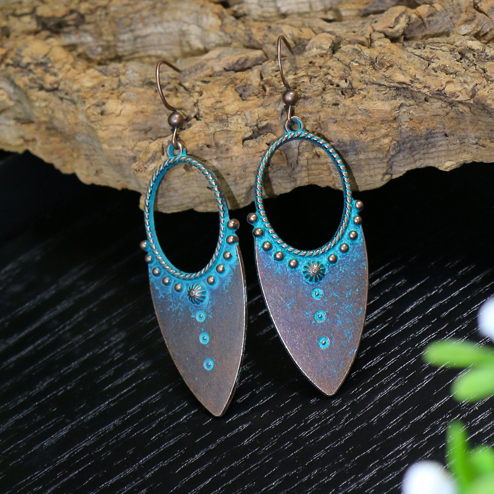 Pendientes bohemios étnicos Vintage de Color bronce para mujer, aretes colgantes geométricos de flor tallada en piedra azul clásica, joyería Jhumka: Azul de zinc