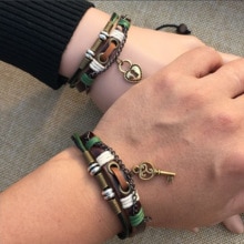Poshfeel 2 teile/satz Paar Leder Armbänder für Liebhaber Schlüssel sperren Charme Armbänder & Armreifen MBR180006