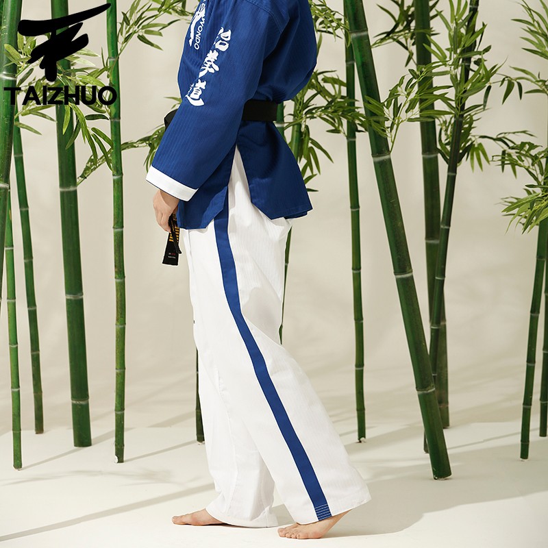 Aikuisten miesten naisten taekwondo-puku brodeerauksella wtf-hyväksytty taekwondo dobok-puku unisex-kampanjaan