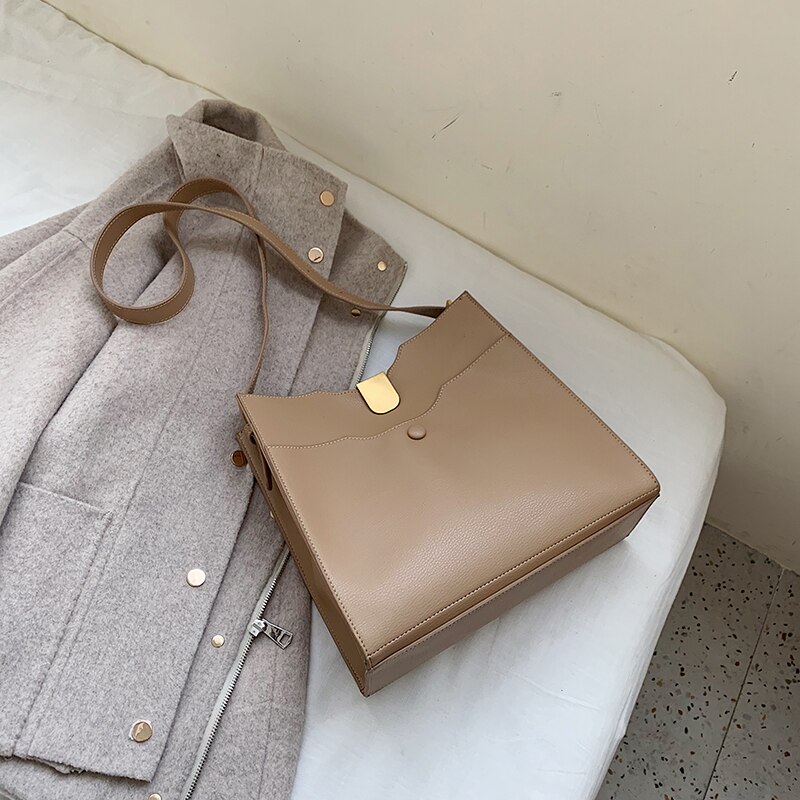 Vintage stor mulepose pu læder håndtaske til kvinder høj kapacitet skulder messenger taske: Khaki